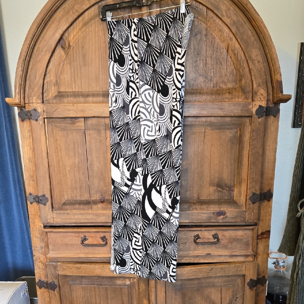 Chico's Black and White Wide Leg Pants